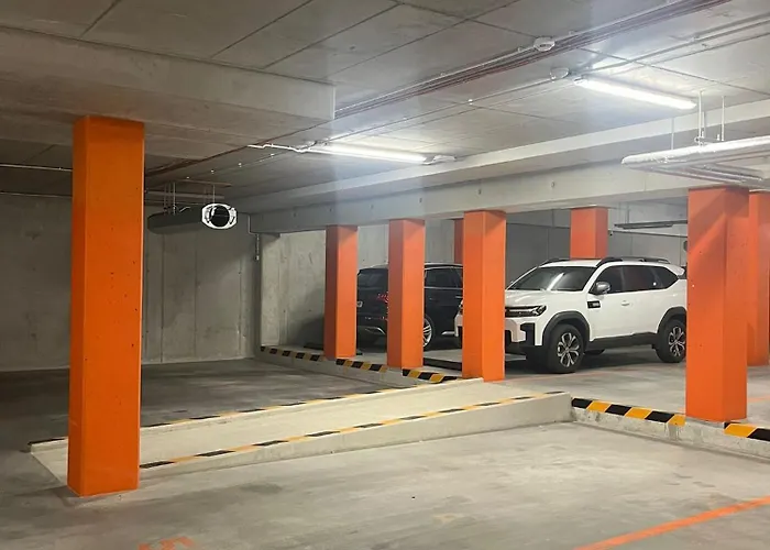 Browary Wroclawskie Prywatny Parking Silownia 3*