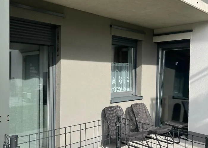 Browary Wroclawskie Prywatny Parking Silownia 3*