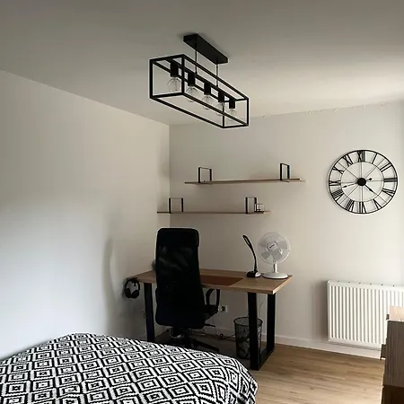 Browary Wroclawskie Prywatny Parking Silownia 3*